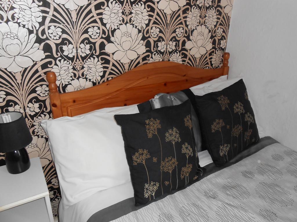 The Lanes Hotel Blackpool Room photo