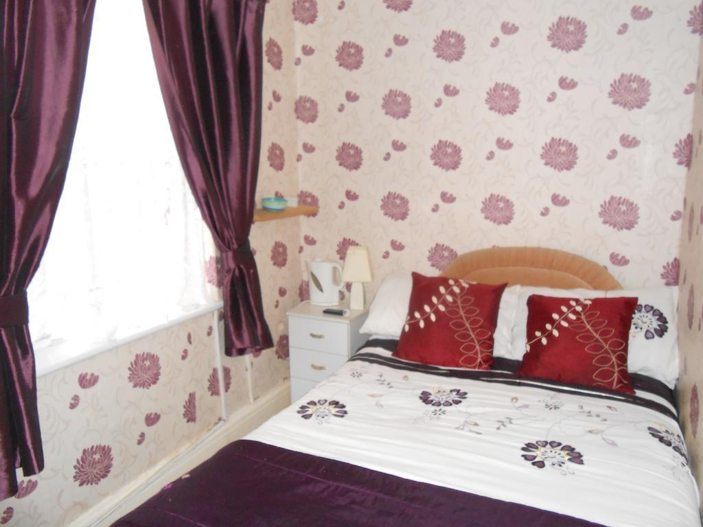 The Lanes Hotel Blackpool Room photo